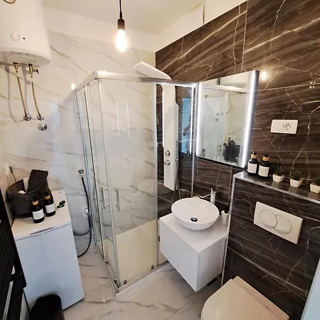 New! Apartment, View From Above شقة *