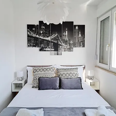 شقة New! Apartment, View From Above سبليت