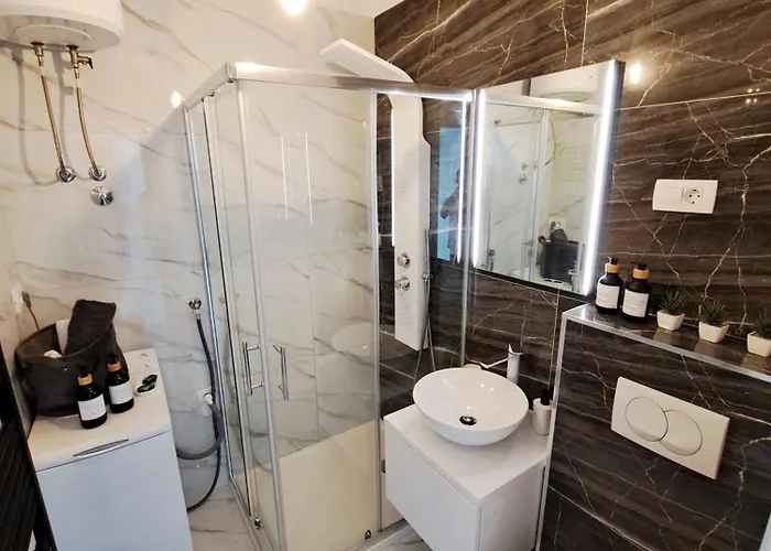 New! Apartment, View From Above דירה *