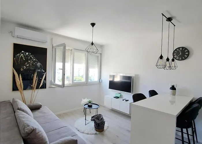 New! Apartment, View From Above *